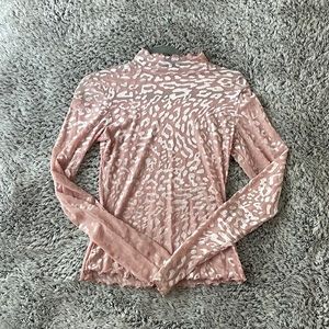 baby pink leopard long sleeve
